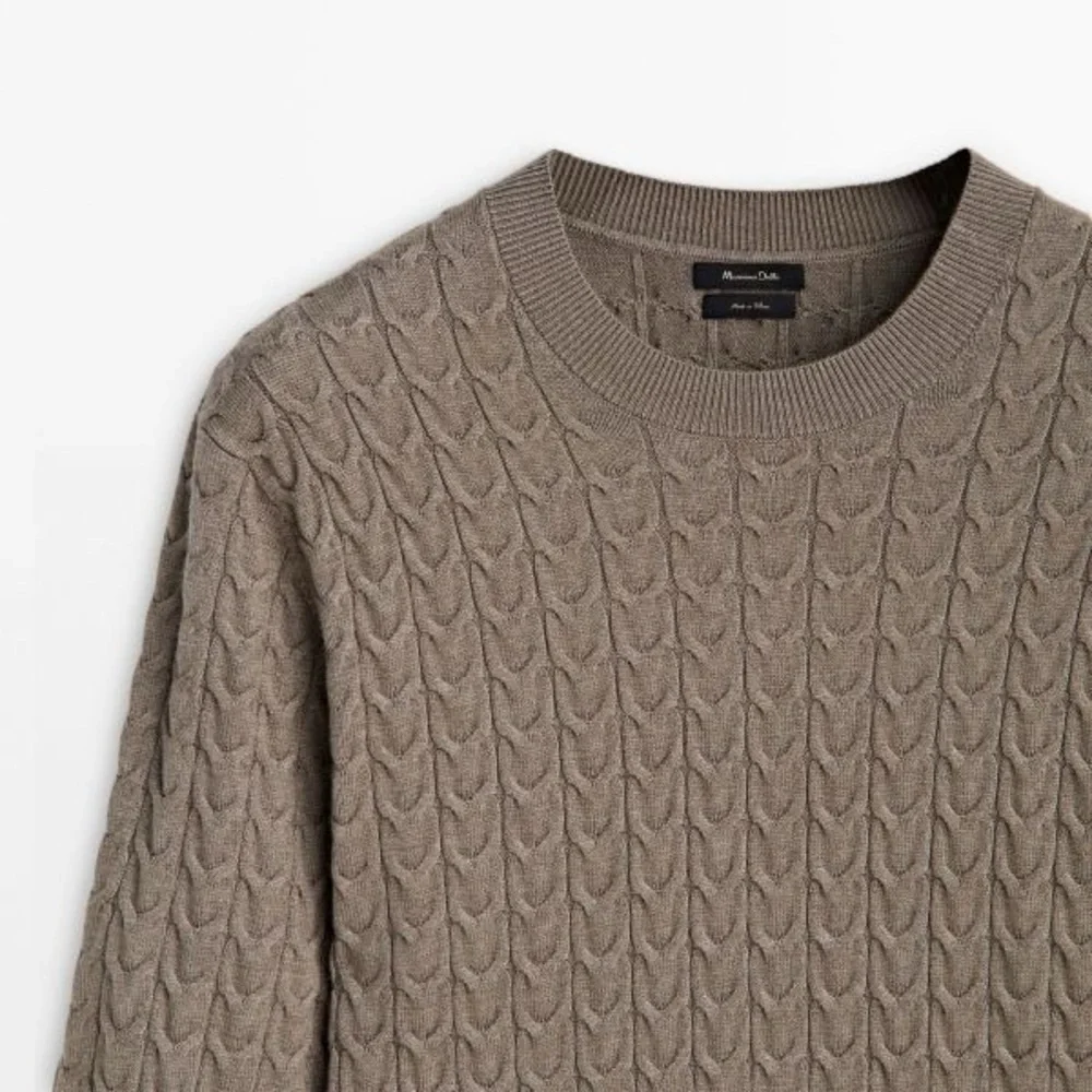 NWT. Massimo Dutti Man Cable Knit Viscose Blend Straight Fit Sweater. Si…